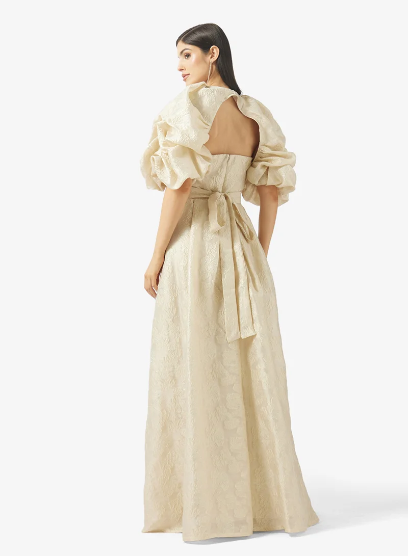 نمشي x فستان سهرة جاكار بأكمام منفوشة