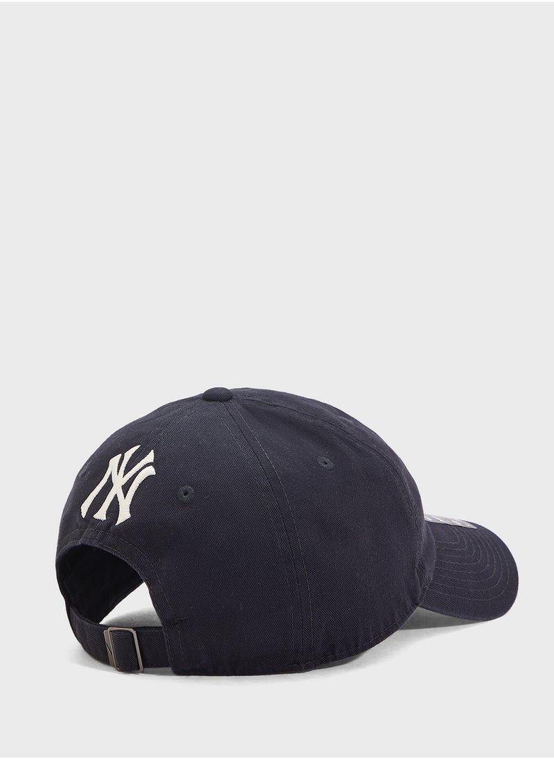 Nike Mlb Yankees Club Adjustable Cap  - Image 2