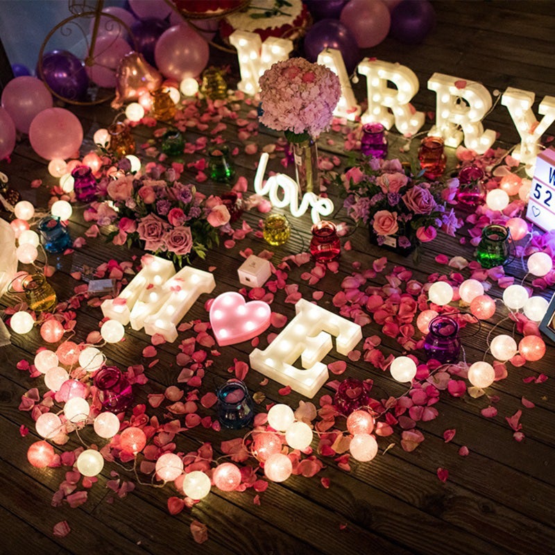 Heart Shape Design LEDs Light Standing Sign with Bulbs Night Lamp Warm White Constant Bright Light Effect 2 * AA Cell Operated IP42 Water Resistance for Birthday Christmas Wedding Home Party Bar - Image 4