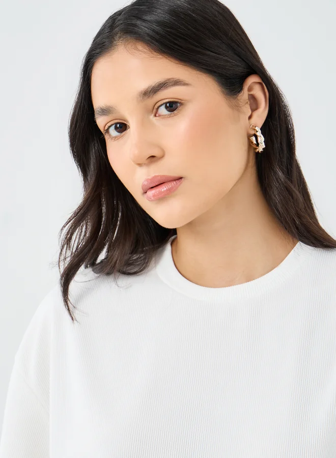 Styli Styli White Contrast Hem Textured Oversized T-Shirt