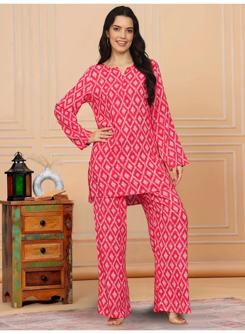 الايا طقم نسائي من الرايون المطبوع