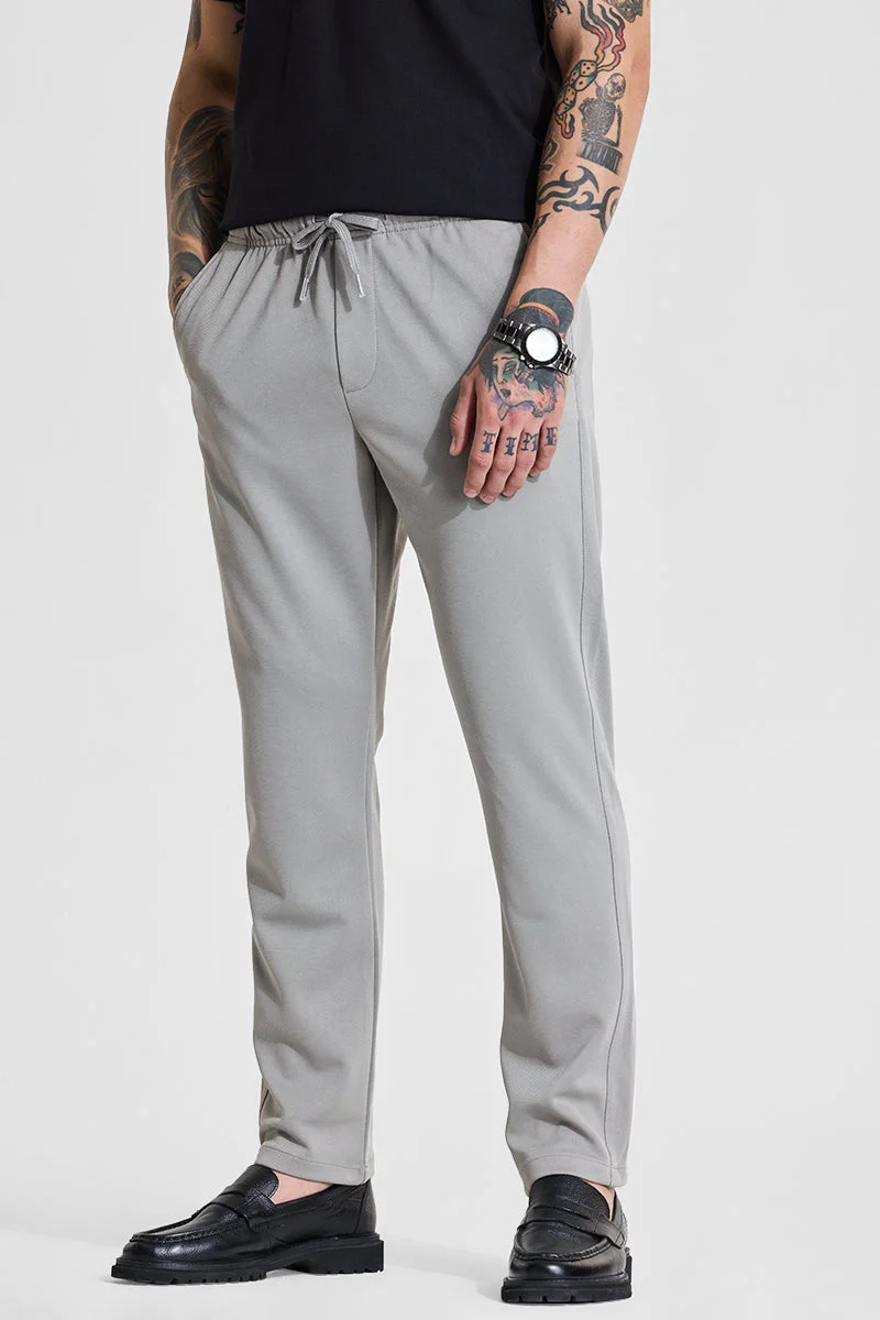 سنيتش Grey Textured Slim Fit Casual Trousers