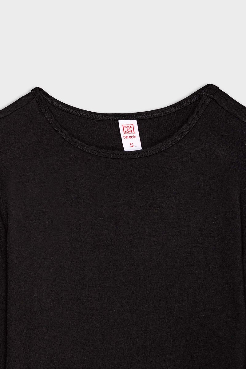 DeFacto Woman Fall in Love Viscose Top  - Image 3