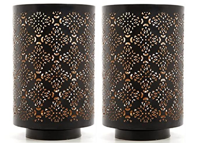 SET OF 2 DIAMOND CUT CANDLE HOLDERS ELEGANT 8 INCH HEIGHT STANDS FOR TIMELESS AMBIANCE AND VERSATILE STYLING DAZZLE YOUR DECOR