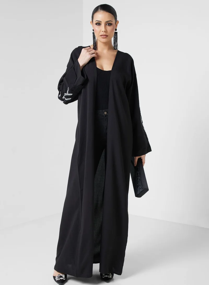 hayas closet Embellsihed Sleeve Abaya