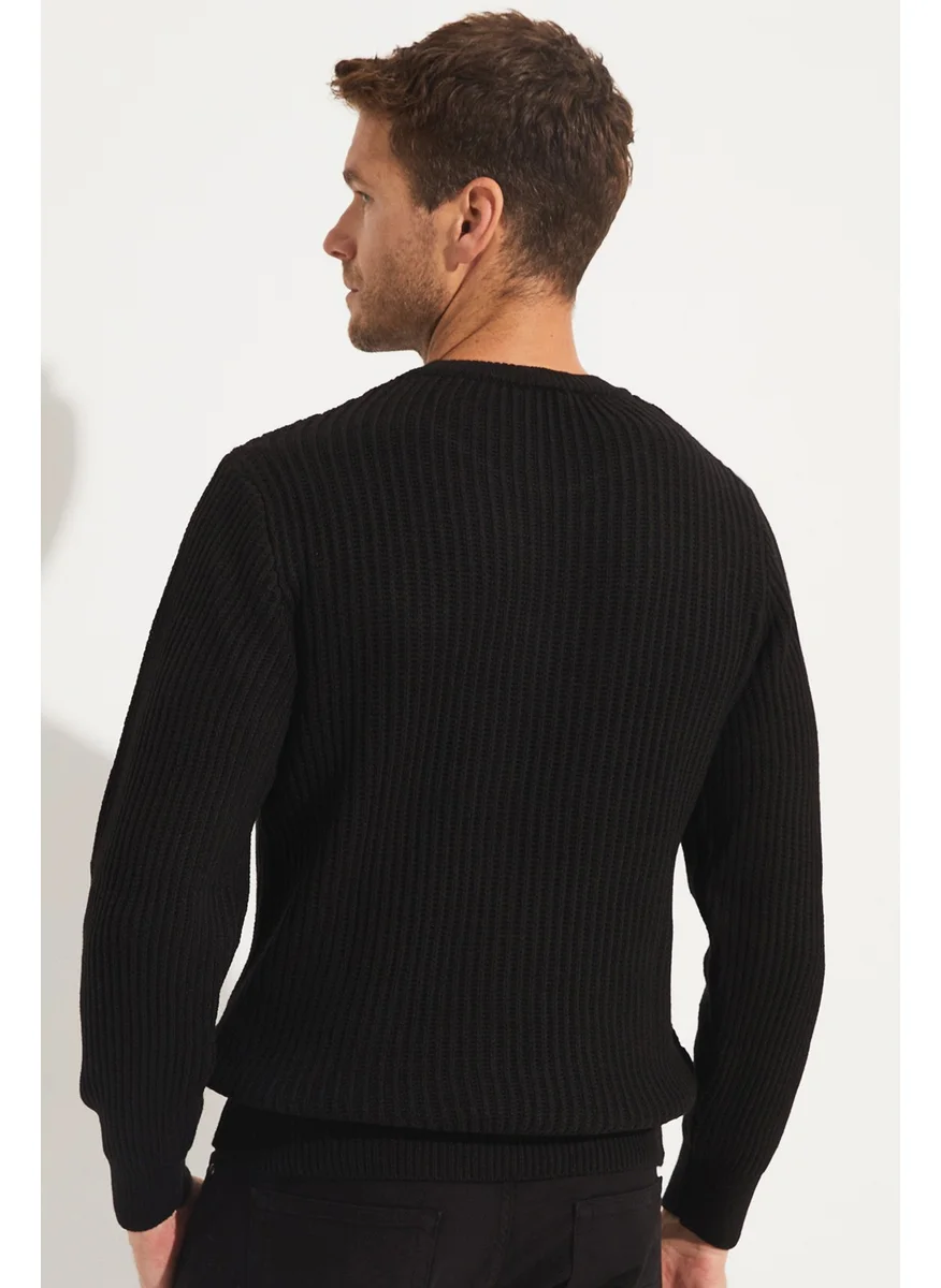 JUNE Men's Regular Fit Crew Neck Knitwear Sweater