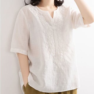 Solid color short-sleeved T-shirt for women Summer 2024 New loose artistic temperament small shirt retro cotton and linen V-neck shirt fashion White Energy 321 - pzsku/Z0FD77A4C26511ED887B1Z/45/1746232411/5df28ee5-ee31-4cc1-a272-c97544609353