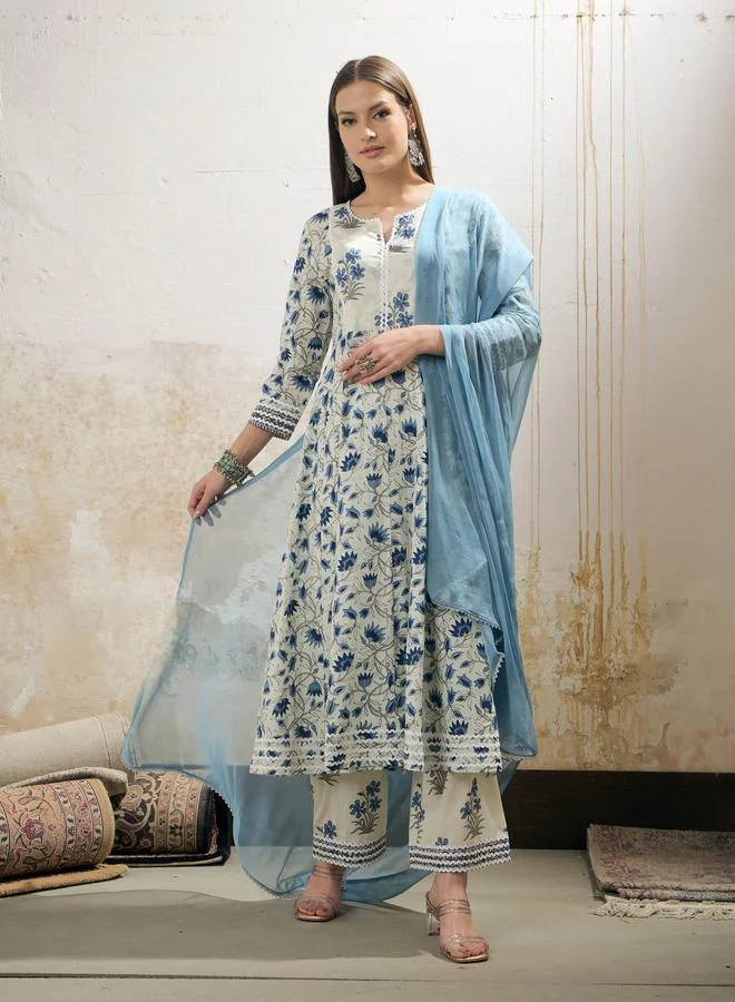 SASSAFRAS SASSAFRAS Off White Floral Anarkali Kurta with Pencil Pants and Dupatta Set