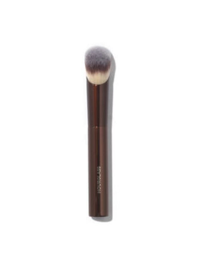 Hourglass Ambient Soft Glow Foundation Brush 