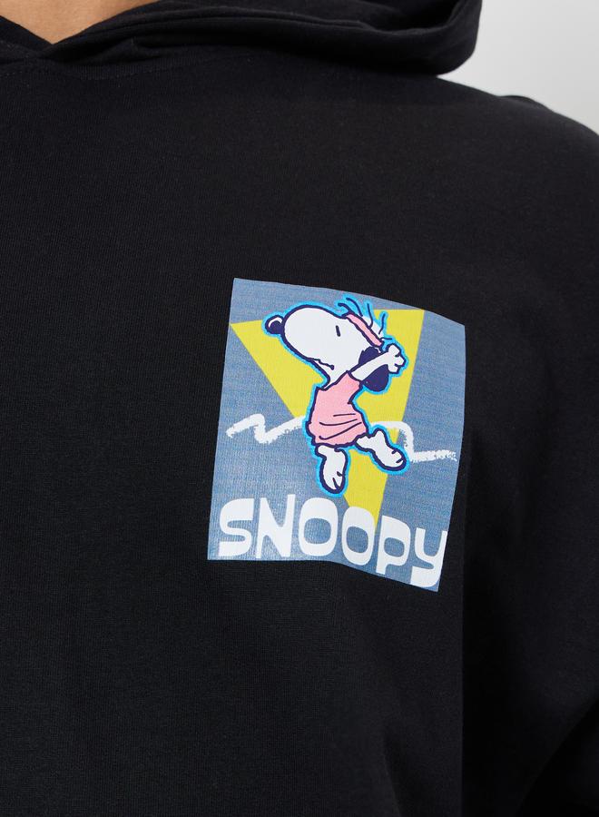 Styli Men Black Snoopy Graphic Print Oversized Hoodie - Image 4
