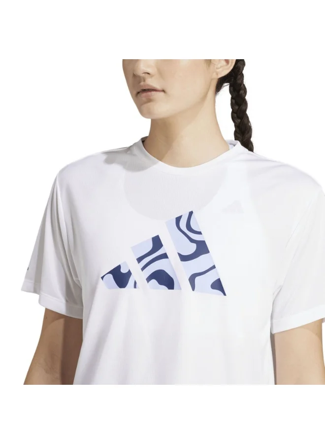 adidas تيشيرت نسائي ران إت لوف