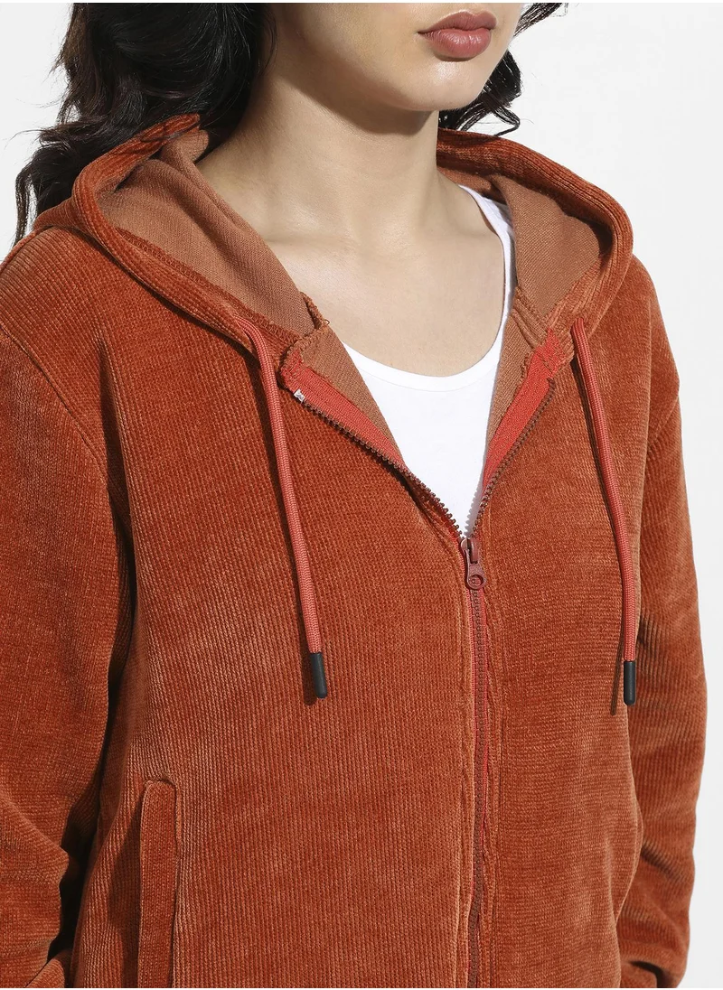 Campus Sutra Ribbed Hoodie With Zip-Closure