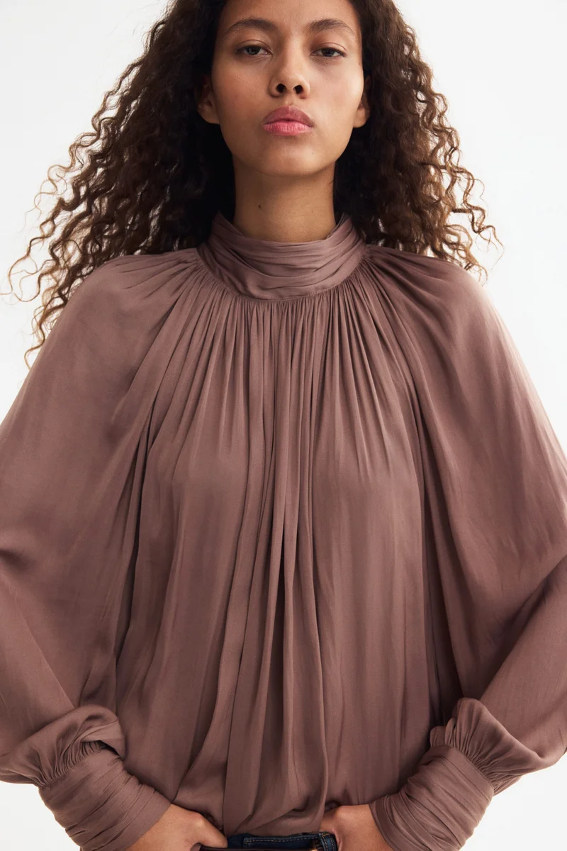 H&M  Balloon-sleeved blouse for Women | Best Price UAE
