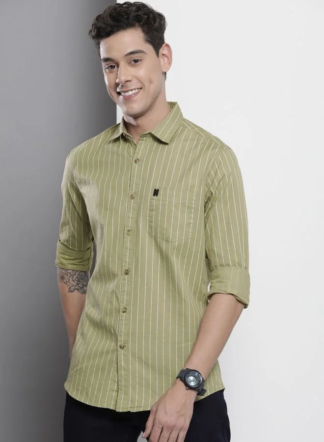 شركة المرآب الهندية Men Regular Fit STRIPED Full Sleeves Cutaway Collar Casual Shirt
