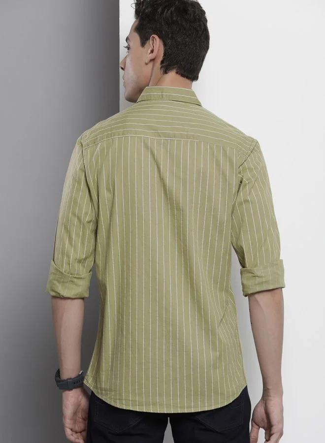 شركة المرآب الهندية Men Regular Fit STRIPED Full Sleeves Cutaway Collar Casual Shirt