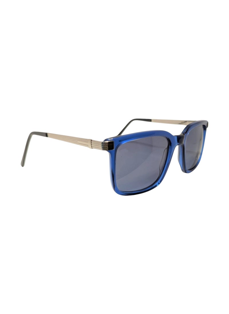 Authentic Armando Cavelli sunglasses, crafted from carefully selected premium acetate for a luxurious look and longevity with extensive use. This model combines modernity and classic style, with a raw blue acetate front and silver -plated metal temples to complete your luxury look. Comes with premium polymer lenses offer UV400 protection in a grey