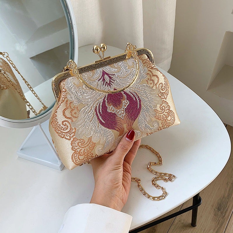Chinese Style Embroidered Cheongsam Bag Women's Chinese Style Hanfu Elegant Retro Handbag Antique Small Bag Hand Bag in Stock - Image 3