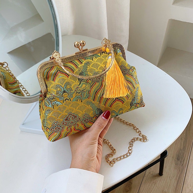 Chinese Style Embroidered Cheongsam Bag Women's Chinese Style Hanfu Elegant Retro Handbag Antique Small Bag Hand Bag in Stock - Image 4