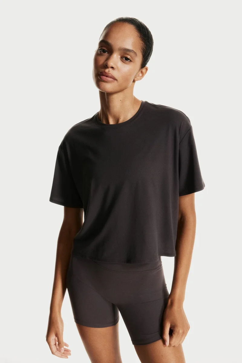 H&M Boxy-style sports top in DryMove™