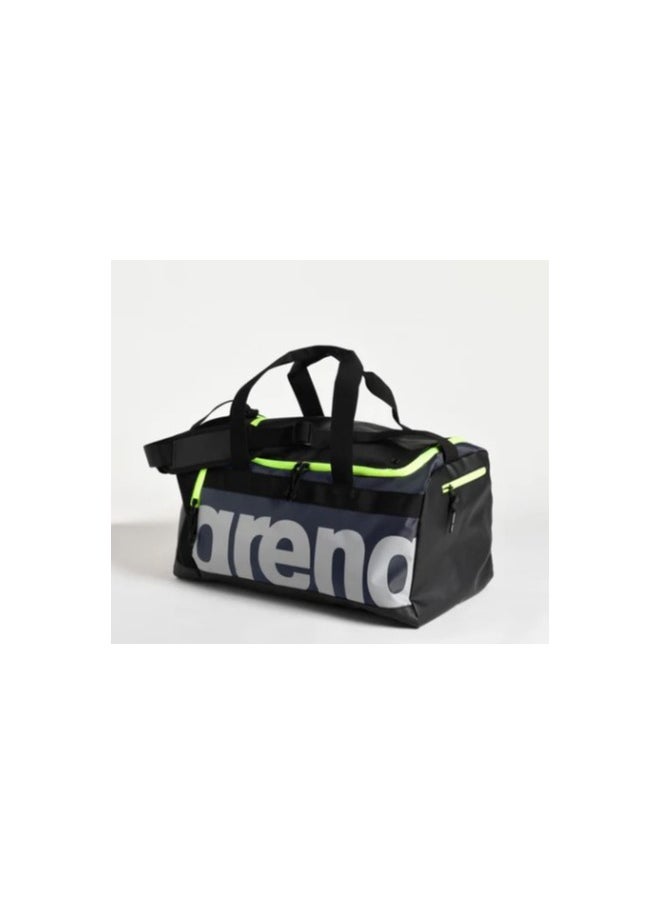 arena Spiky 40 L III Swimming Bag    Color: Navy-Neon Yellow  - Image 2