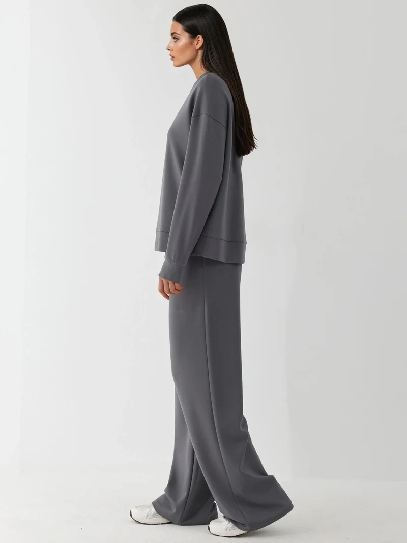 زوبعة طقم قطعتين سويت شيرت أساسي بلمسة مودال وبنطلون واسع الساق