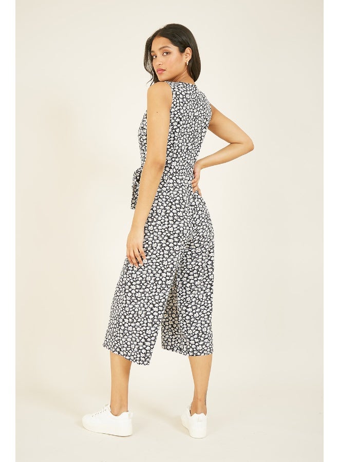 ميلا لندن جمبسوت كولوتس بنقشة زهور الأقحوان باللون الأسود - Image 3