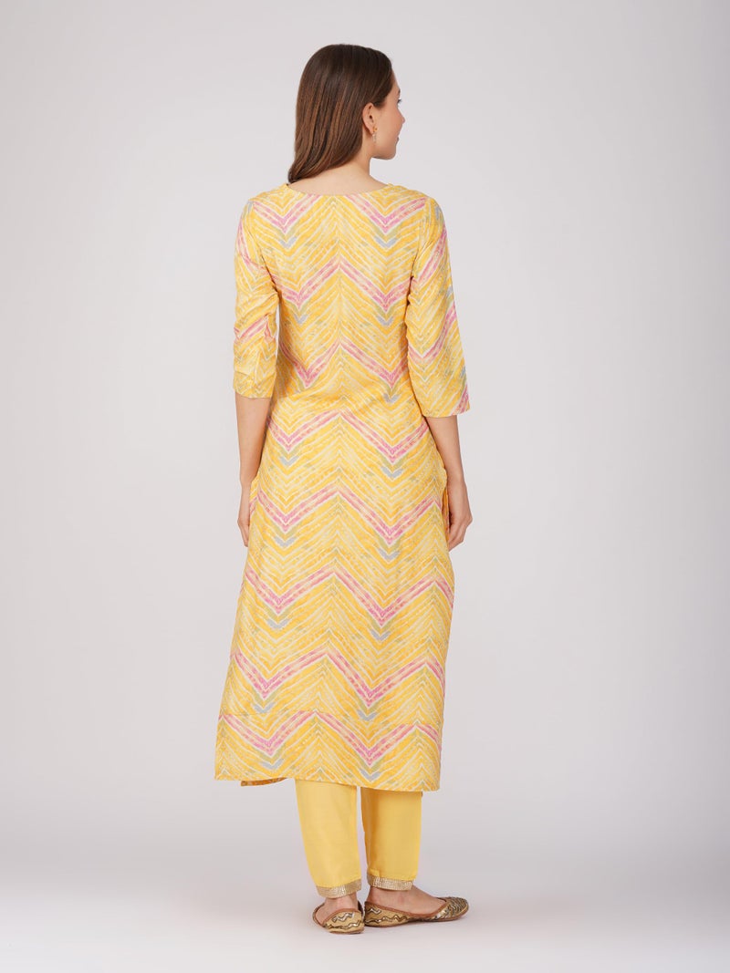 rytras Women's Foil Printed Straight Kurta(RYT557,Yellow,S) - Image 2