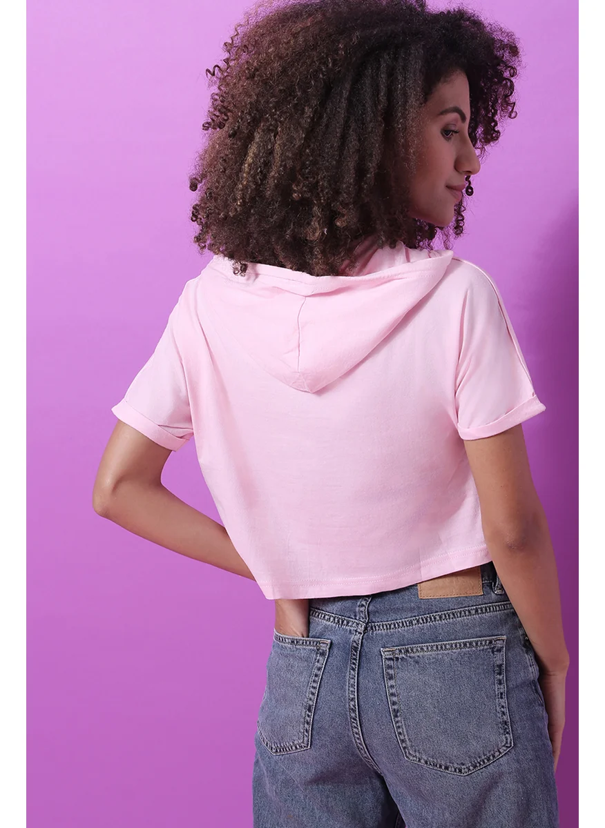 كامبوس سوترا Women's Light Pink Omg Hooded Crop Top