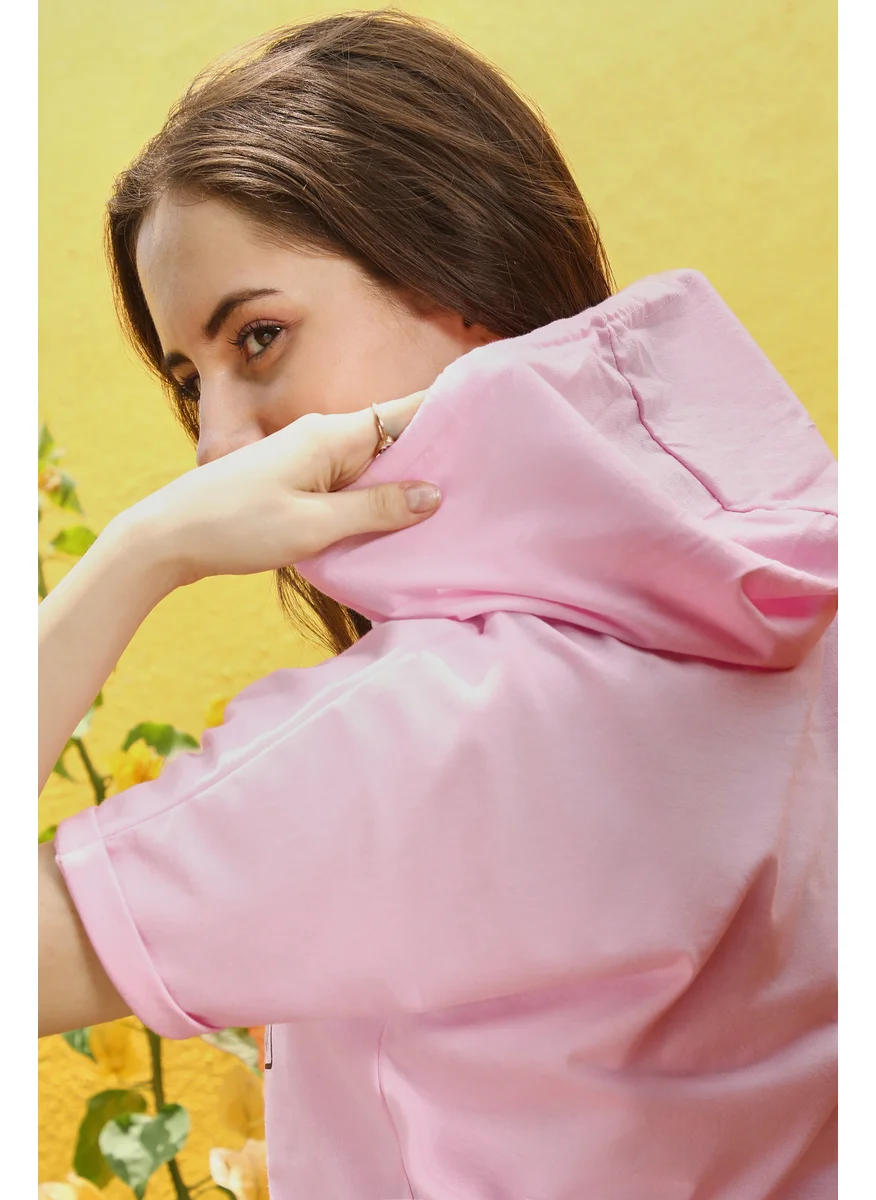 كامبوس سوترا Women's Light Pink Omg Hooded Crop Top