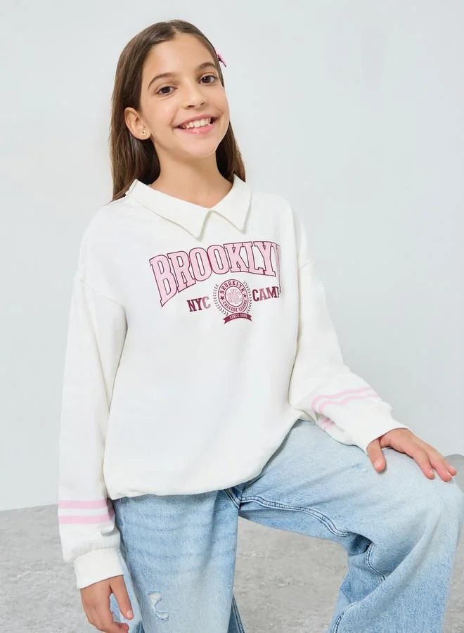 ستايلي سويت شيرت مطبوع برسومات للمراهقين باللون الأبيض
