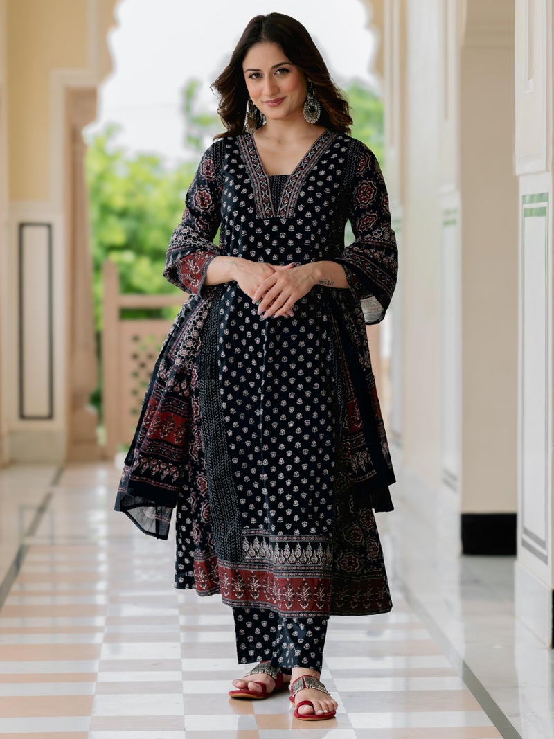 Arayna Women’s 100% Pure Cotton Printed Ethnic Suit | A-Line Kurta Set with Pant & Dupatta, Black, Medium - Image 3