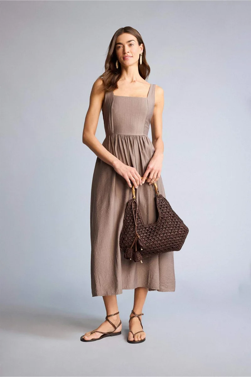 ديفاكتو Square Collar Midi Dress