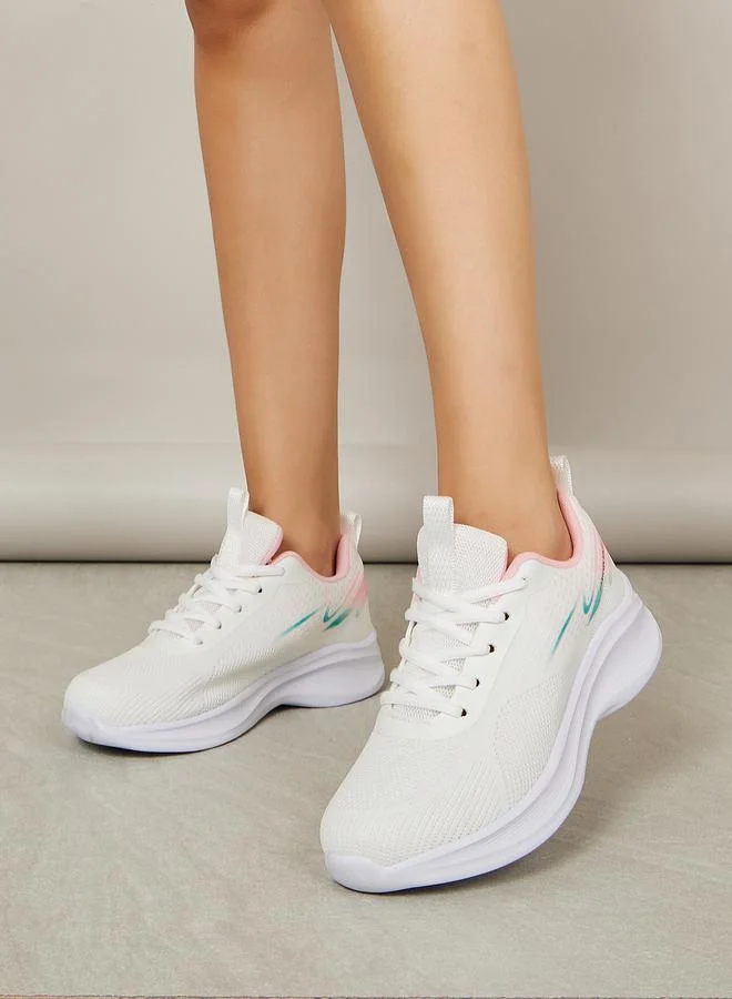 ستايلي اكتيف حذاء سنيكرز محبوك بأربطة