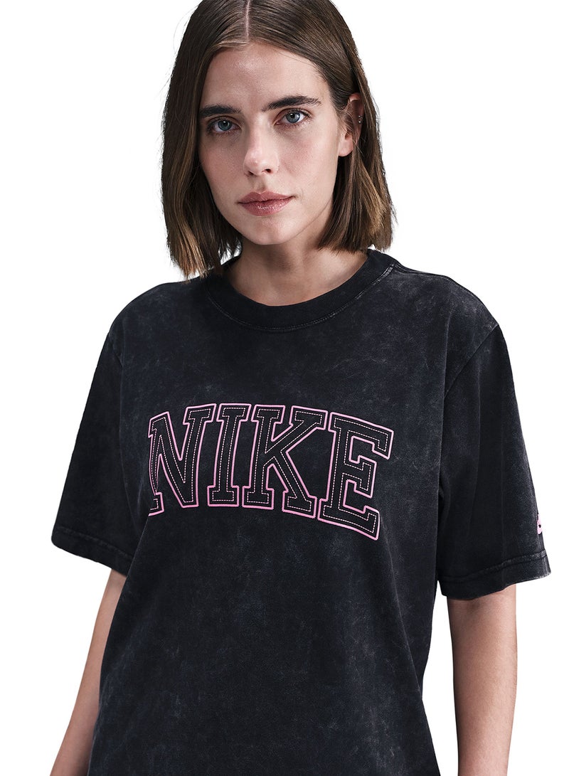 Nike Nsw Short-Sleeve T-Shirt Classics+ - Image 3