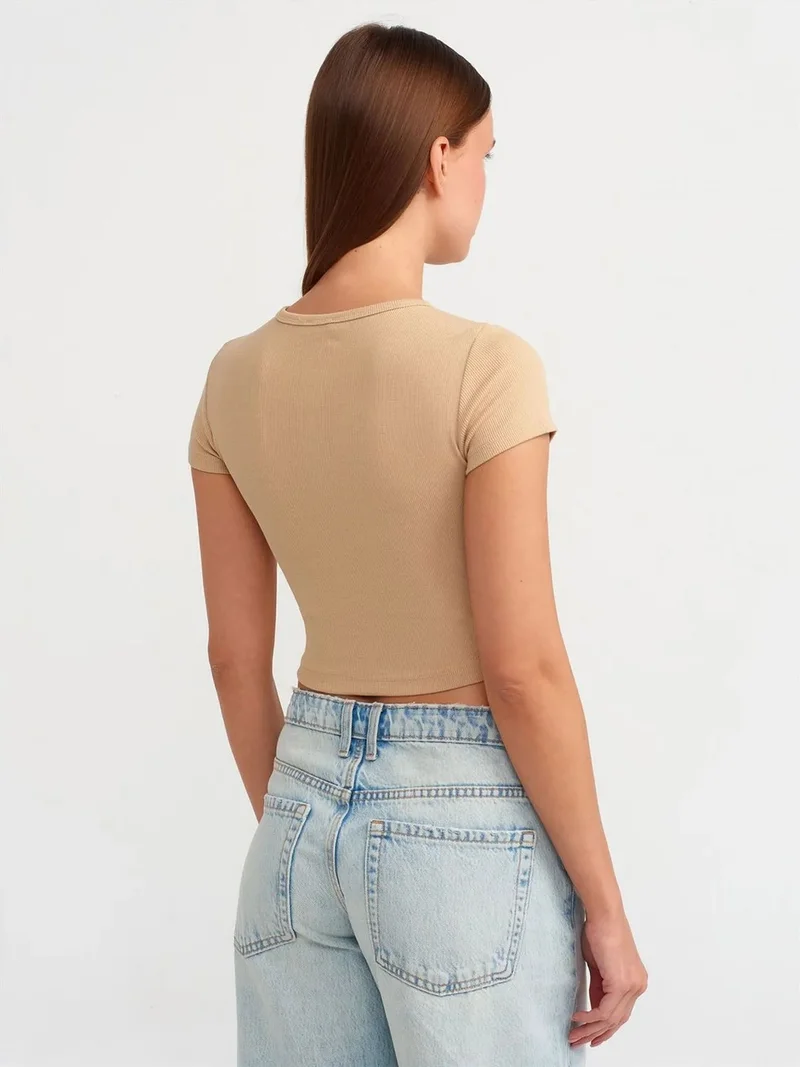 ديلفين Dilvin Women's Cropped Slim-fit Crew Neck T-shirt