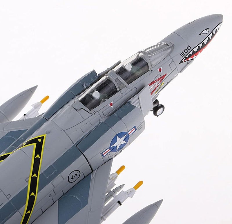 كلاراكو نموذج طائرة مقاتلة عسكرية من طراز F4 Phantom Fighter بمقياس 1/100، نموذج طائرة قتالية مصبوبة، للعرض على حامل، للمنزل، أو رف الكتب، أو ديكورات سطح المكتب - Image 2