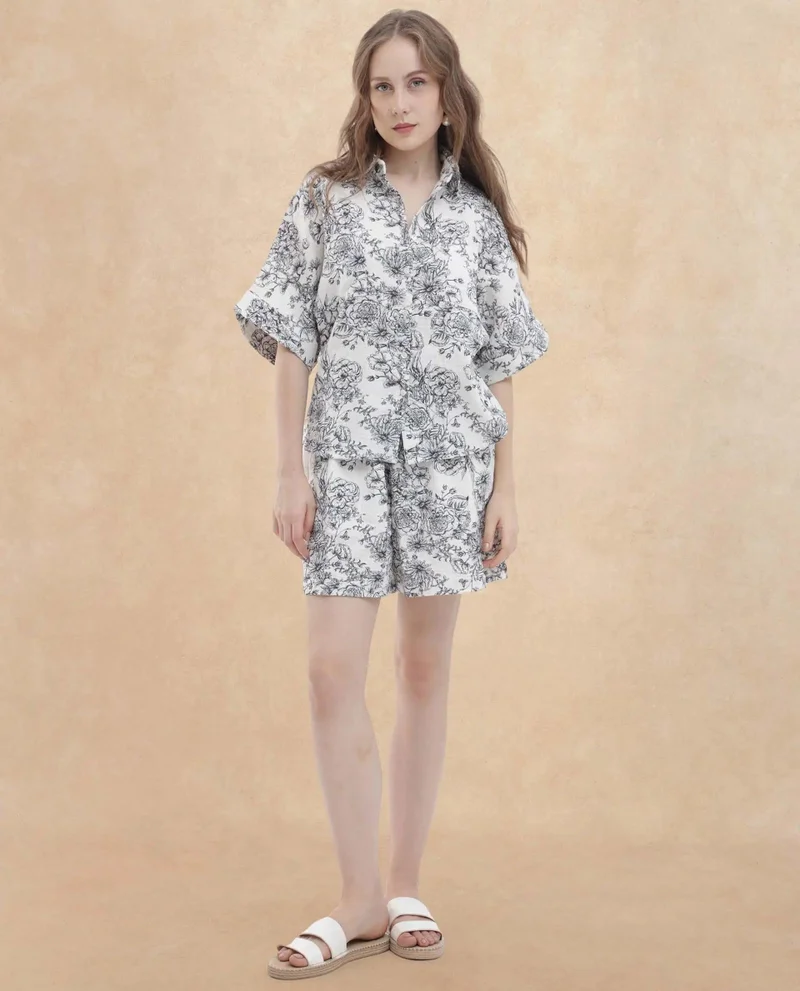ريريزم Women's Tropical Shorts