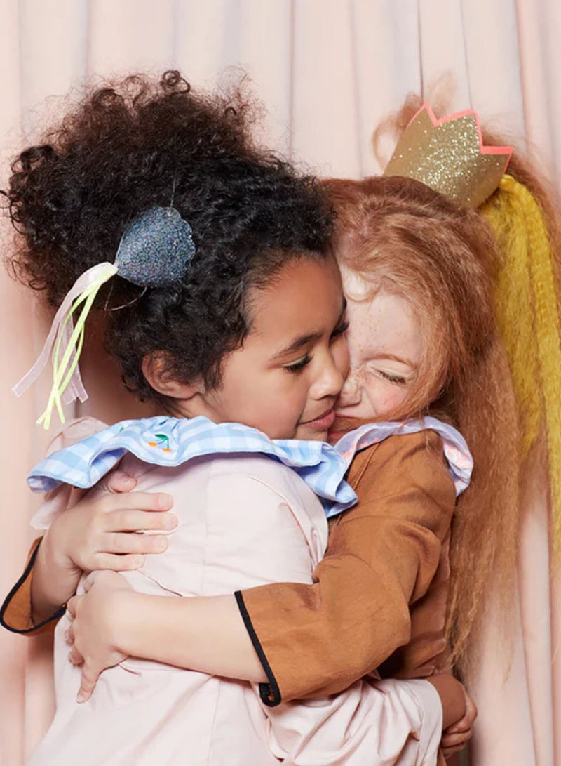 Meri Meri Mini Gold Glittered Crowns - Image 3