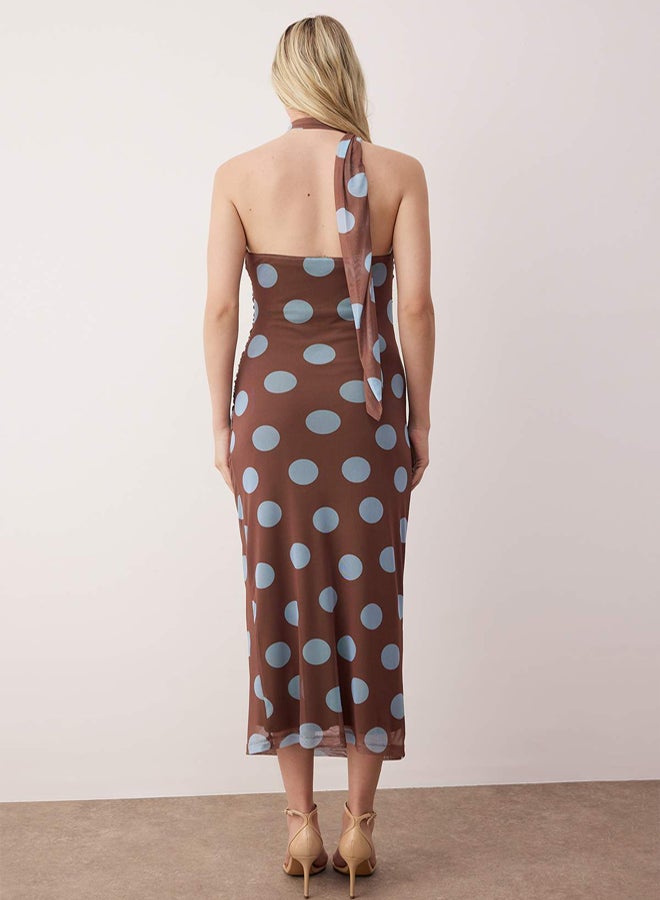 trendyol Dark Brown Dress with Blue Polka Dots and Halter Detail, Midi Length, Knitted, - Image 4