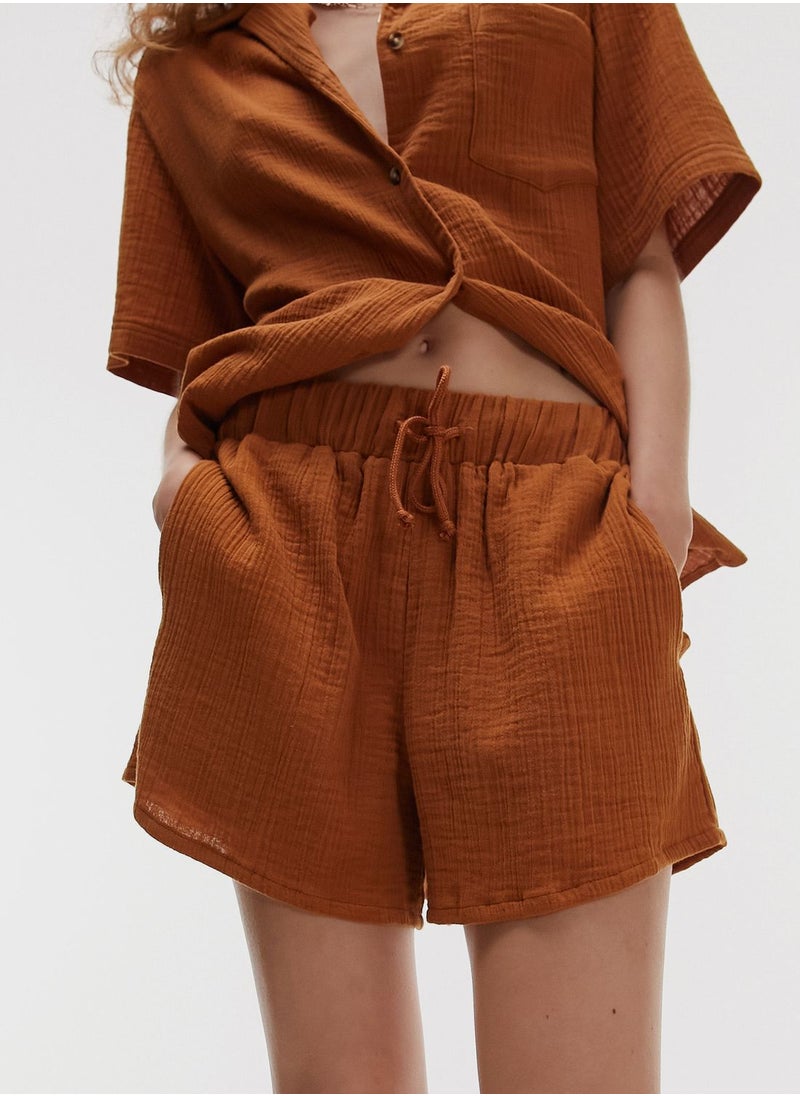 TOPSHOP - High Waist Shorts - Image 1