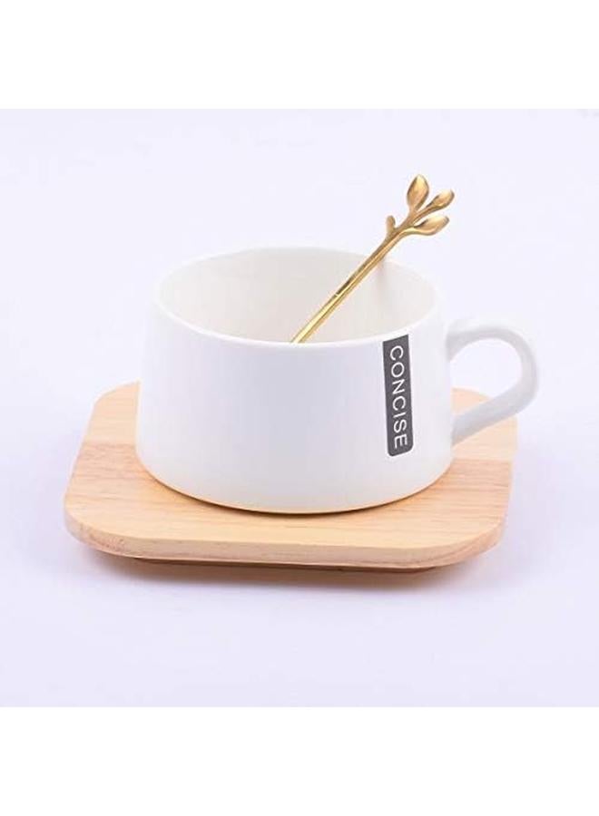 هوم كونسيبت طقم مكون من 3 قطع من أكواب وصحون سيراميك ذات لمسة نهائية غير لامعة مع طبق خشبي باللون الأبيض والبني - Image 2