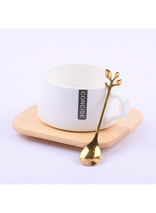 هوم كونسيبت طقم مكون من 3 قطع من أكواب وصحون سيراميك ذات لمسة نهائية غير لامعة مع طبق خشبي باللون الأبيض والبني - Image 1