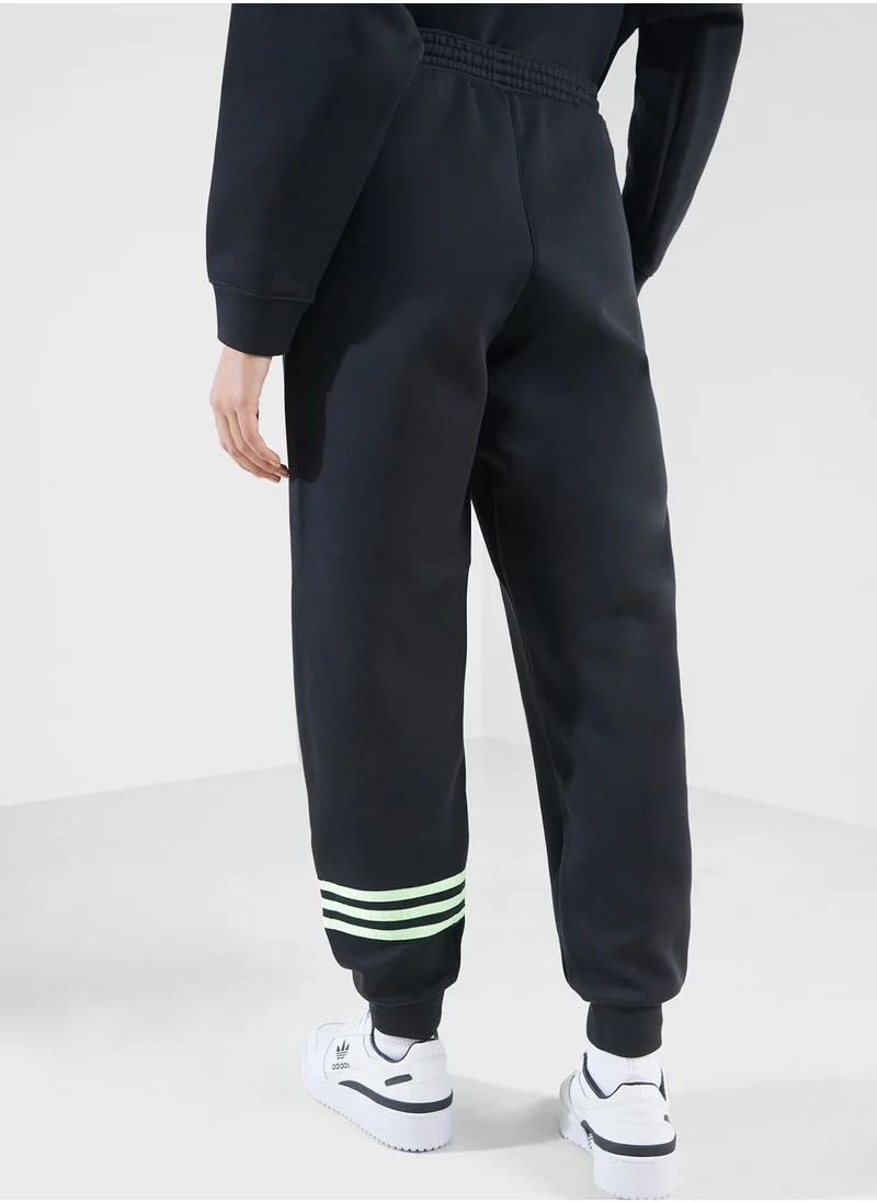 adidas Originals Neuclassic Sweatpants