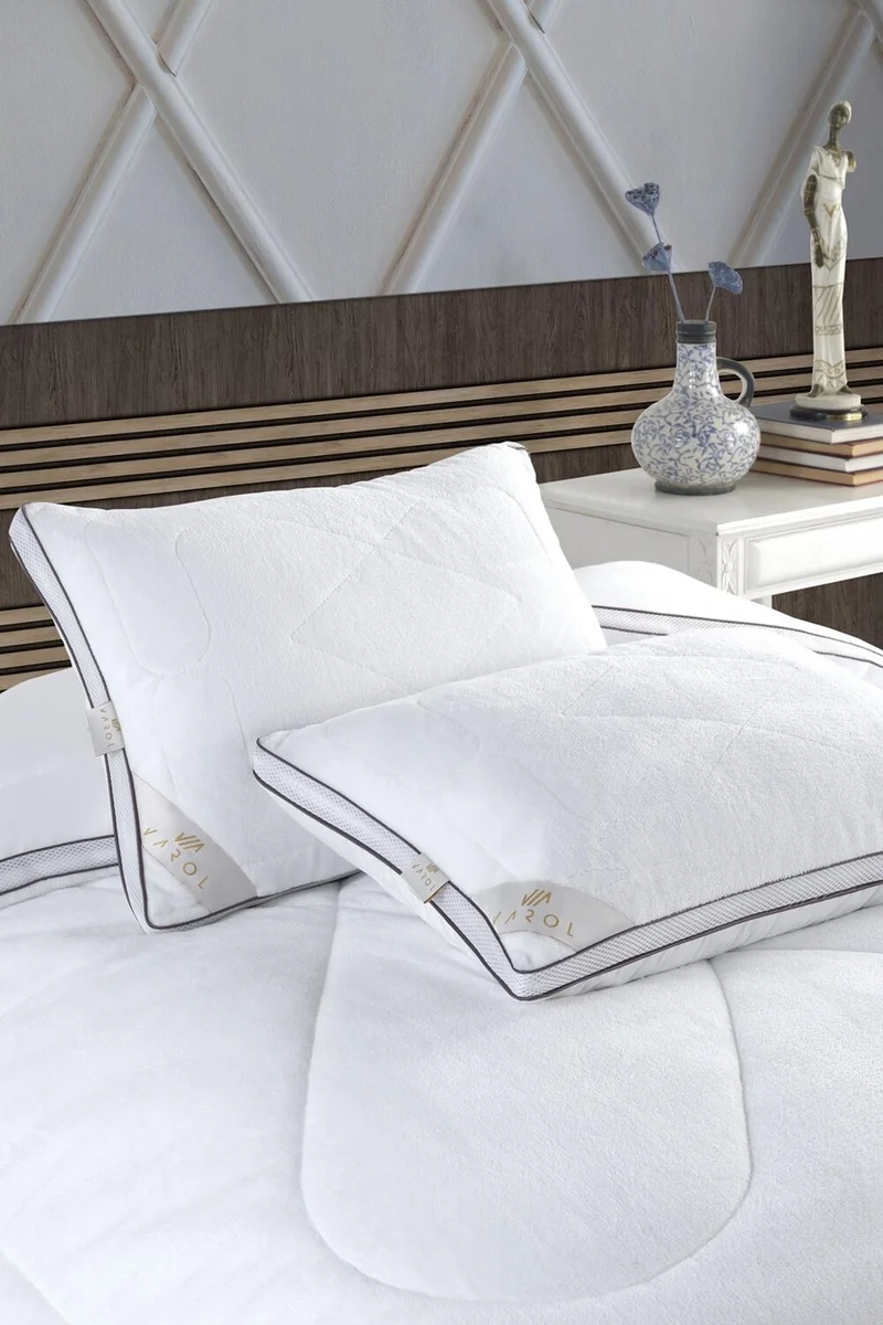 Varol Soft Four Seasons Deluxe Pillow