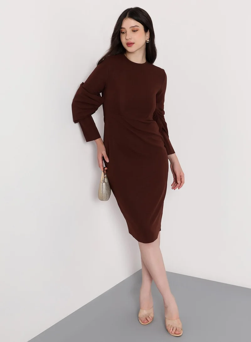 PINACOLADA  Women's Chocolate Brown Off-Shoulder Bodycon Dress | فستان نسائي | كم طويل | بنقشة سادة | طول قصير/حتى الركبة | كاجوال ويومي | طاقم الرقبة for Women | Best Price UAE
