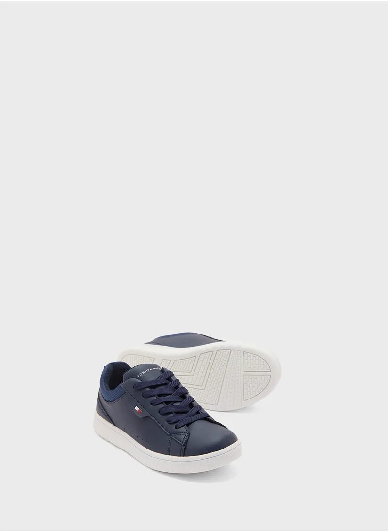 تومي هيلفيغر Kids Low Top Lace Up Sneakers