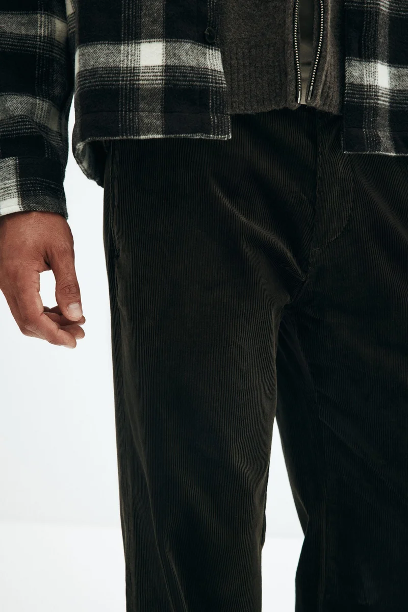 H&M  Relaxed Fit Corduroy trousers for Men | Best Price UAE