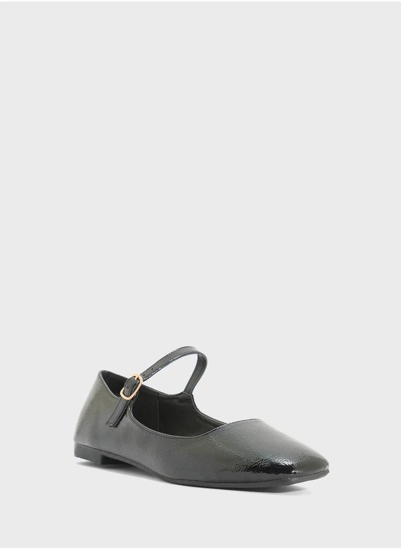 ايلا Classic Mary Jane Ballerina Flat