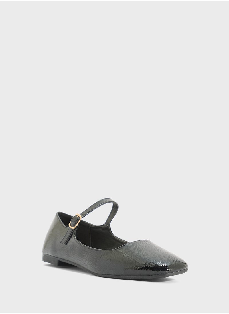 Savannah Collection Classic Mary Jane Ballerina Flat  - Image 2