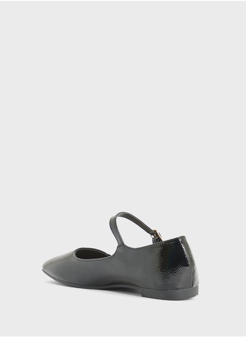 Savannah Collection Classic Mary Jane Ballerina Flat  - Image 3
